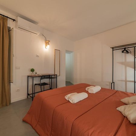 Rivoluzione9 Apartment Palermo Luaran gambar