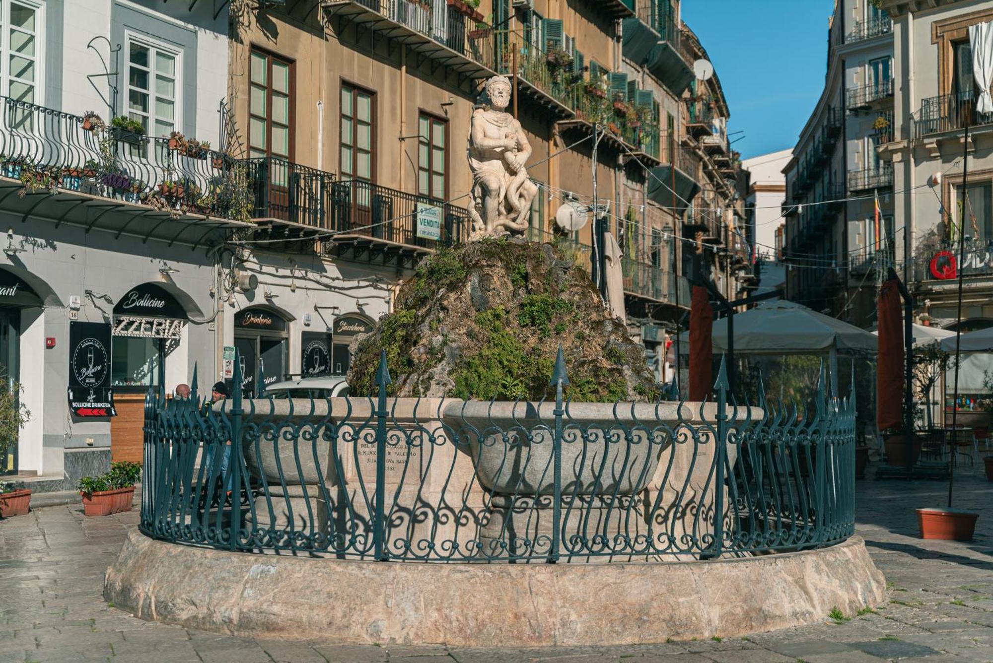Rivoluzione9 Apartment Palermo Luaran gambar