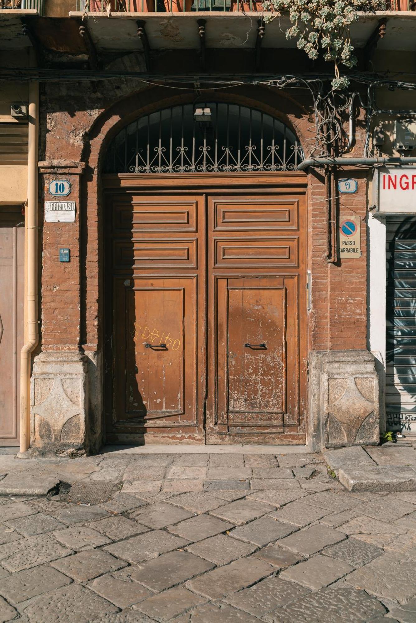 Rivoluzione9 Apartment Palermo Luaran gambar