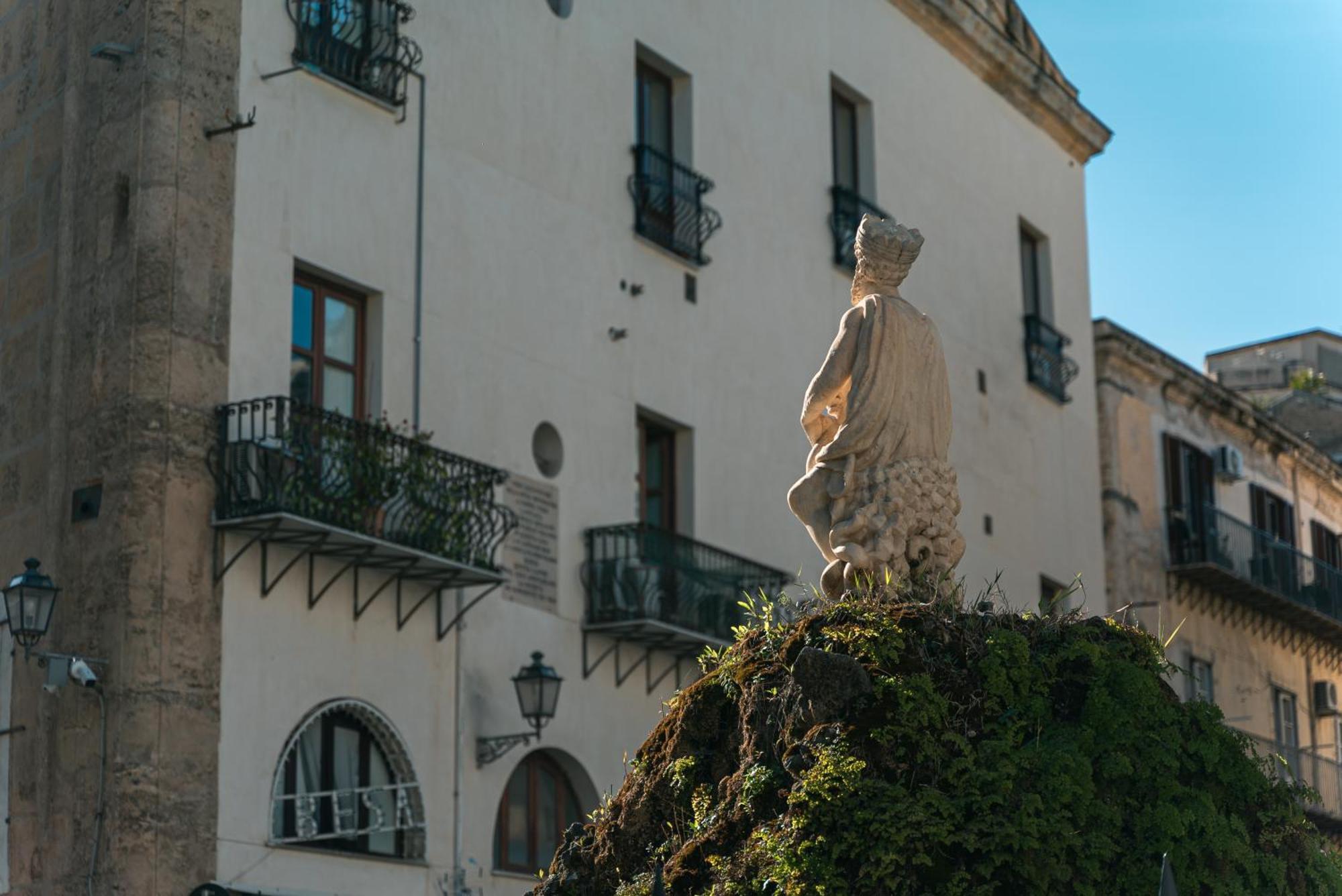 Rivoluzione9 Apartment Palermo Luaran gambar