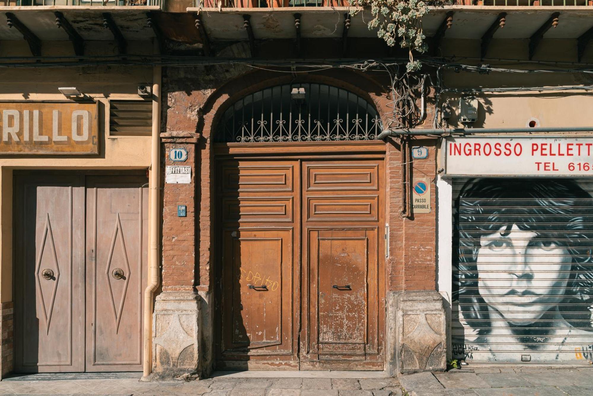 Rivoluzione9 Apartment Palermo Luaran gambar