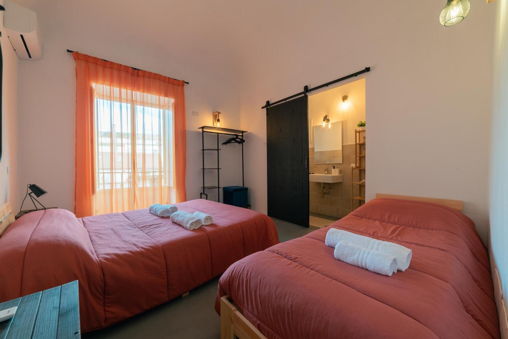 Rivoluzione9 Apartment Palermo Luaran gambar